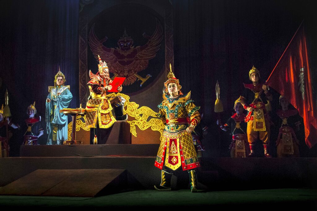 Binh Dinh opera art