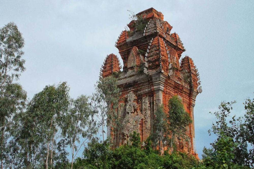 Canh Tien Tower