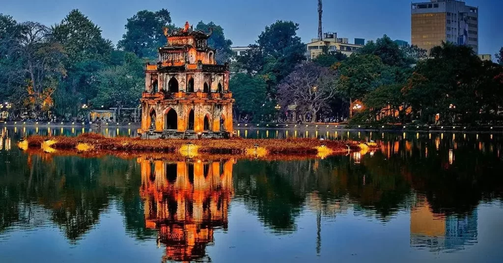 Hoan Kiem Lake