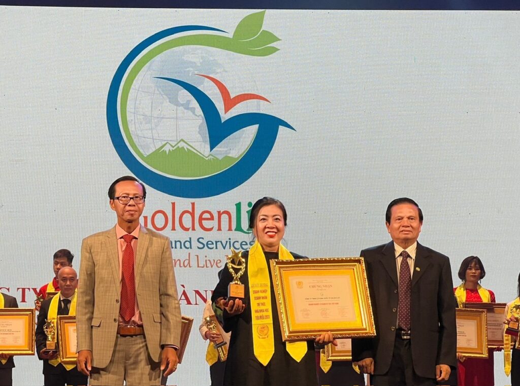 Certificate of prestigious Vietnam Tourism Enterprise 2023