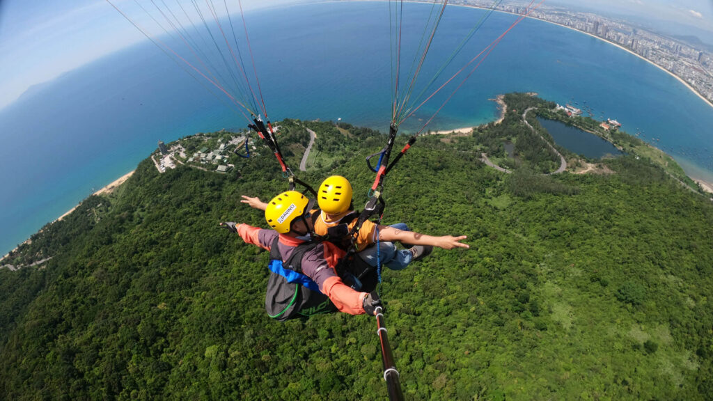 experience paragliding at Son Tra Peninsula, Da Nang